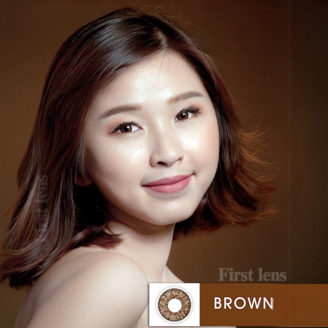 Lens21 model with natural-looking Brown eye color