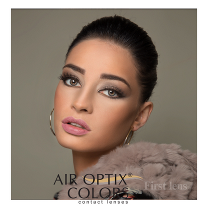 Sleek Gray contact lenses close-up from Lens21