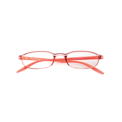 lens21 Closeup of Dr. Harmanns reading glasses iFashion