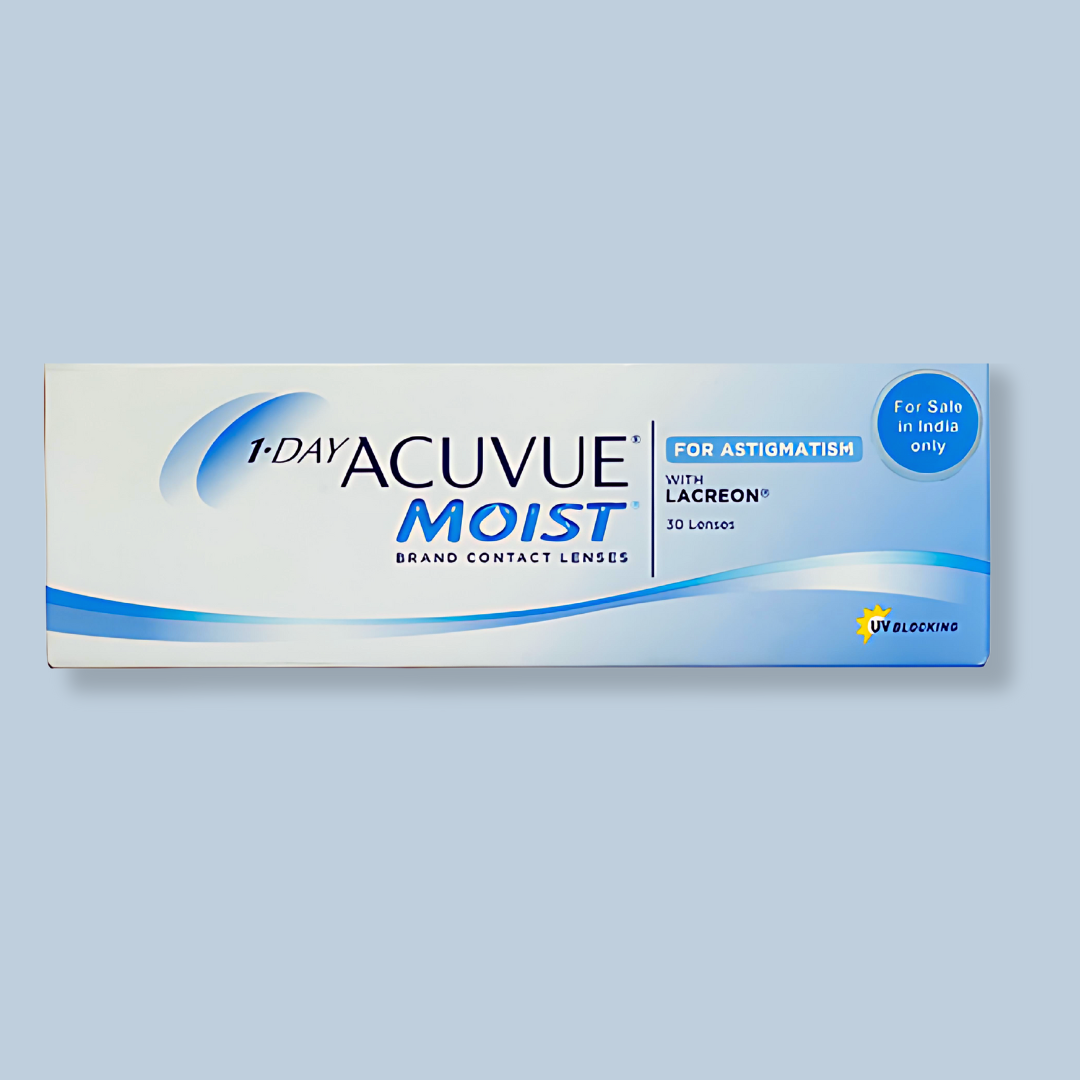 Lens21: Model wearing Johnson & Johnson 1-Day Acuvue Moist for Astigmatism contact lenses