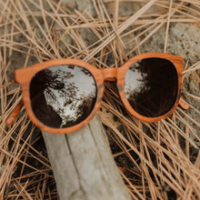 Load image into Gallery viewer, Wooden Sunglasses FWS-A003
